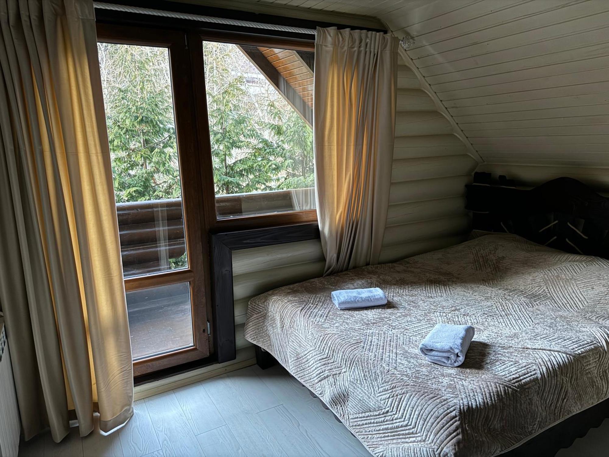 Goral Cottage In Myhove Eksteriør billede