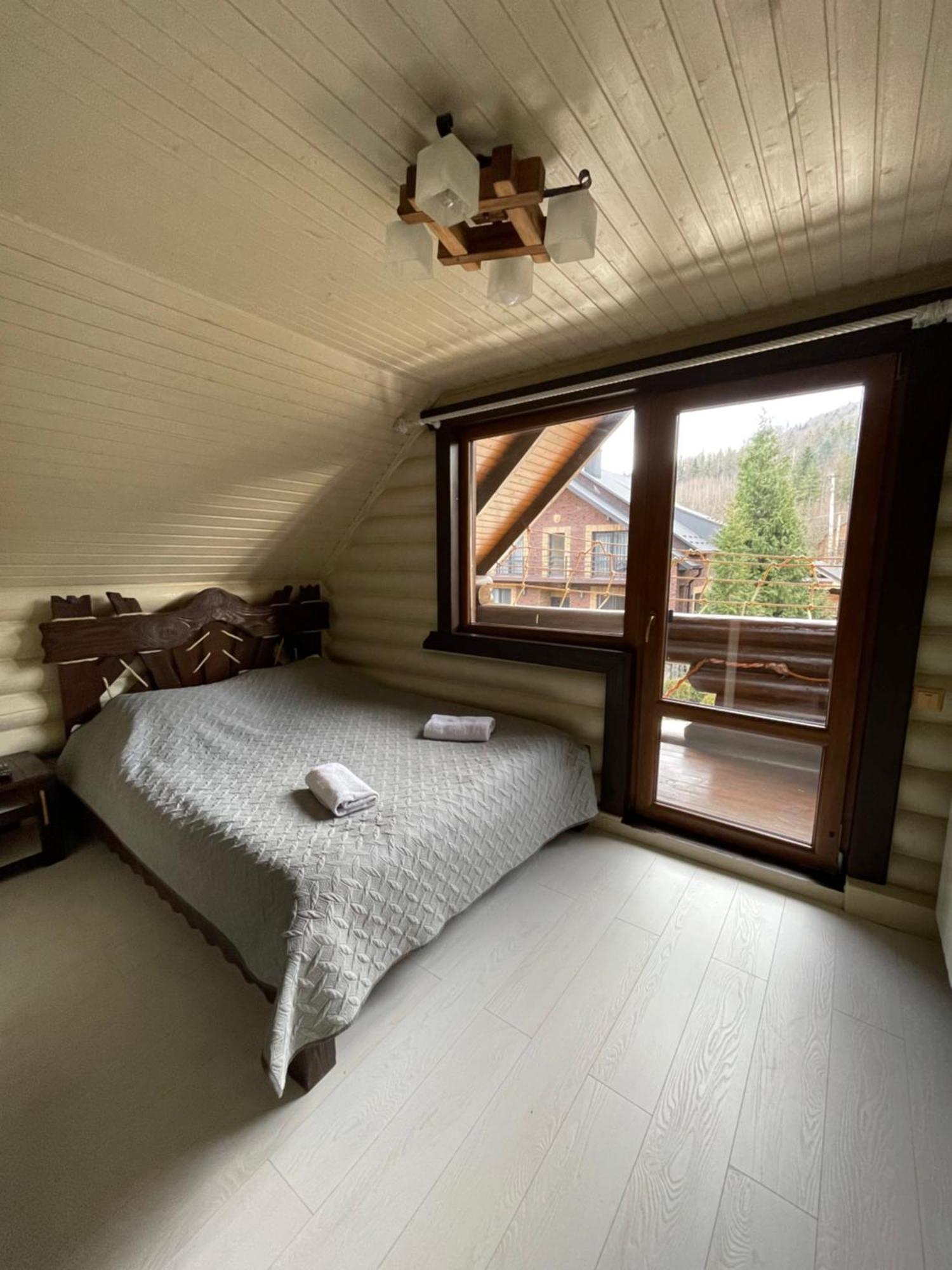 Goral Cottage In Myhove Eksteriør billede